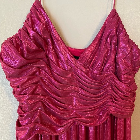 Metallic Pink Belle of the Ball Doss Dress (sold out online!) by Retrofête (NWT) - Picture 11 of 14